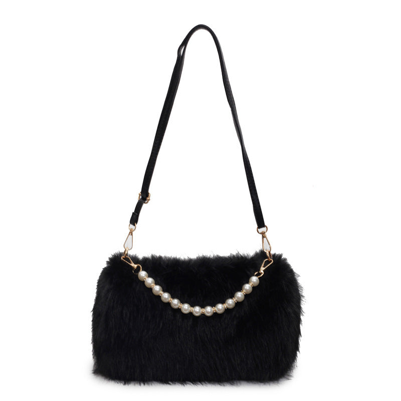 Winter   Chain pearls   Bag